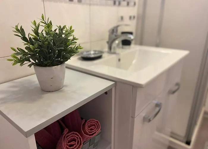 Stipancic * לאבין